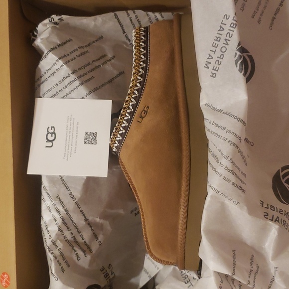 UGG Tasman Slipper - Picture 6 of 6